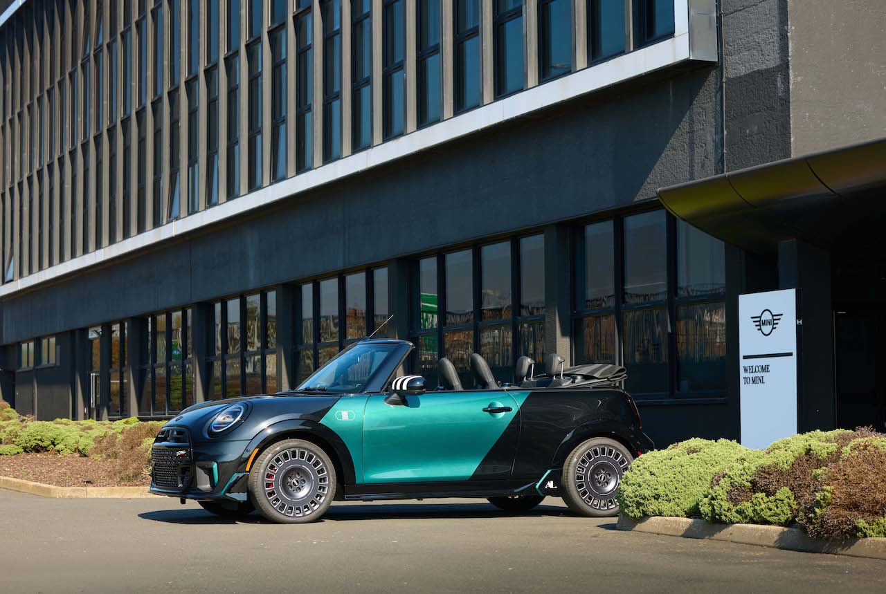 P90635309_highRes_mini-01-the-brands-f